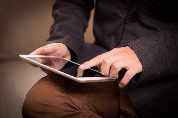 UTIL’Emploi se modernise : Une tablette en accès libre